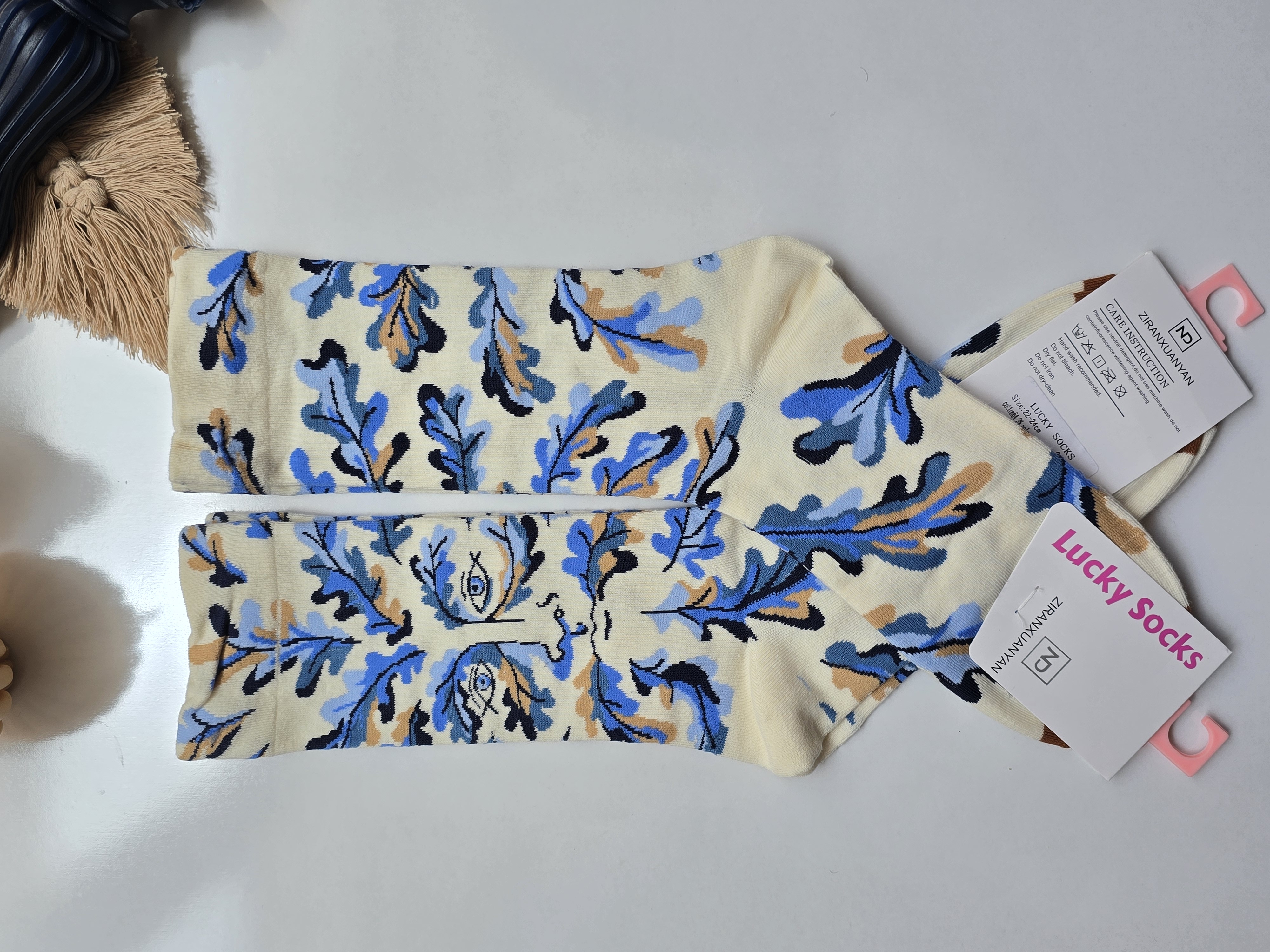 جوراب ساقدار فانتزی lucky socks طرح درختچه 
